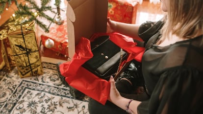 Bolsos para regalar mujer superventas en Amazon