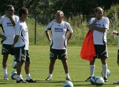 De izquierda a derecha, Massimo Neri, Fabio Capello, Italo Galbiati, Toni Grande y Franco Tancredi.