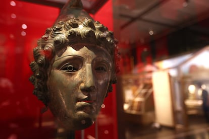 Segmental armour and a preserved helmet are seen on display ahead of the "Legion life in the Roman army" exhibition soon to open at the British Museum