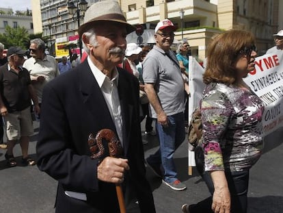 Protesto de pensionistas na Grécia contra as medidas de austeridade.