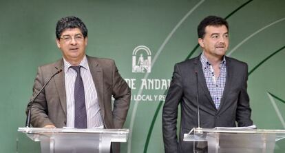 Diego Valderas y Antonio Maíllo, el pasado día 13 en un acto de la Junta.