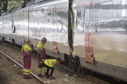 La Generalitat ha activado la Alerta del Plan de Protección Civil de Cataluña por emergencias en el transporte de viajeros por ferrocarril -Ferrocat- debido al accidente.