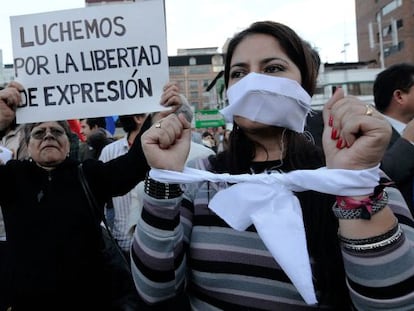 Manifestação pela liberdade de expressão em Quito em 2011.