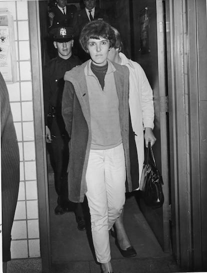 Valerie Solanas a su llegada al juzgado tras disparar a Andy Warhol el 3 de junio de 1968.
