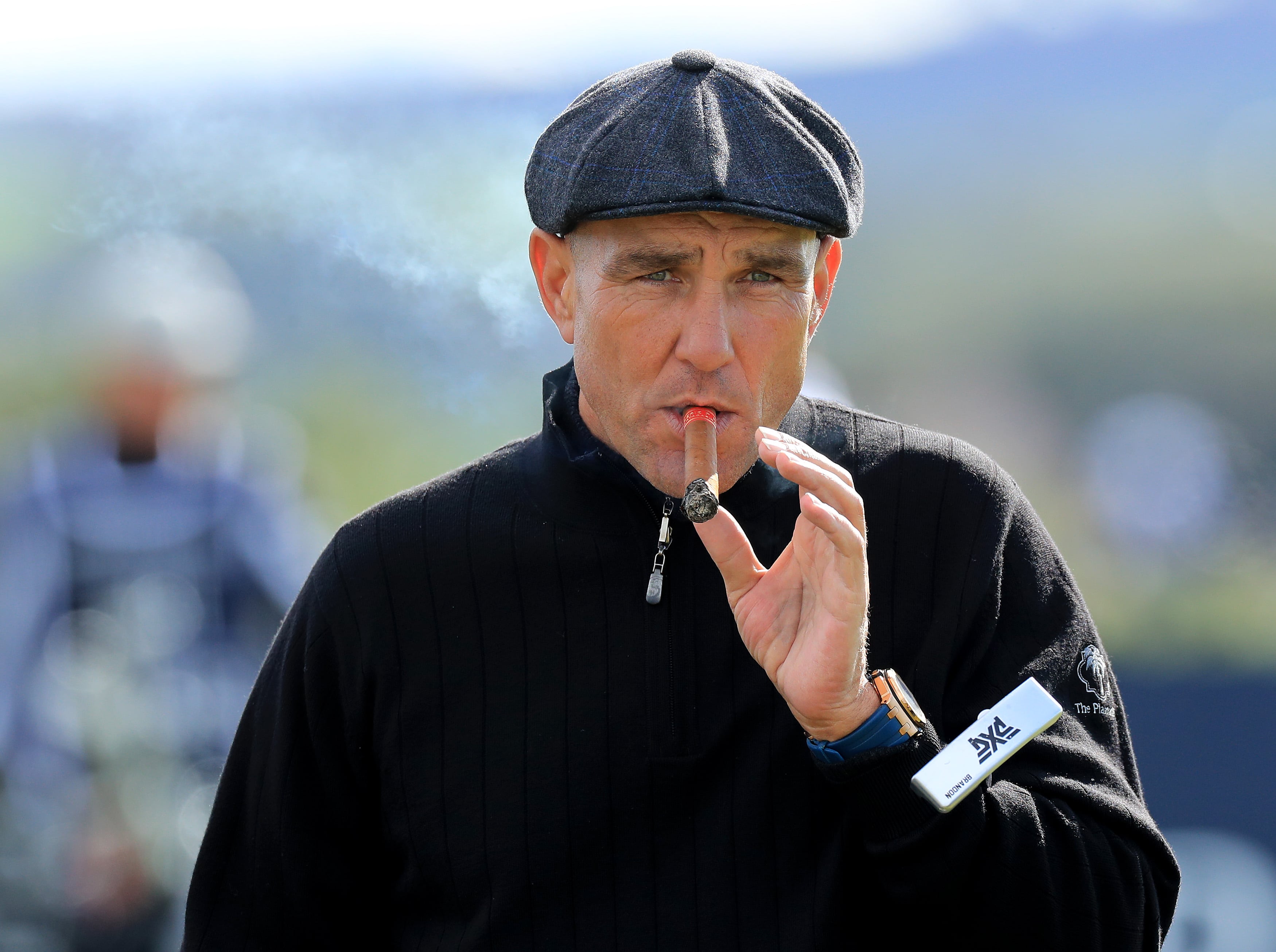 “Imbécil”, “polémico”, “psicópata” y genial: Vinnie Jones, el futbolista violento que se redimió con una tragedia