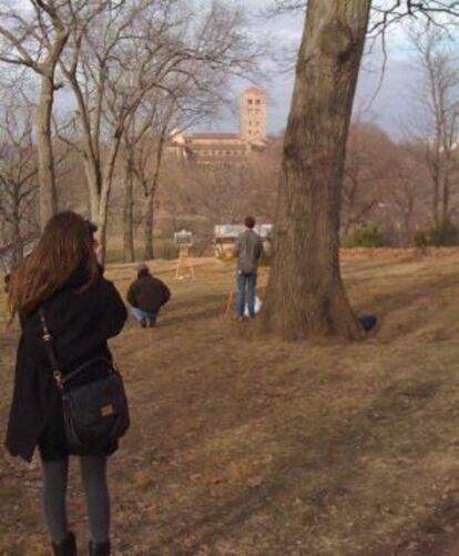 Artistas en Fort Tyron Park, al norte de Manhattan.