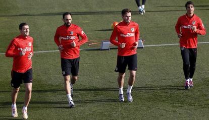 Gabi, Juanfran, Saúl y Óliver, durante el entrenamiento en el Cerro del Espino