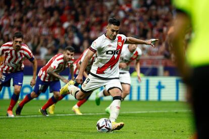 Liga Santander: Falcao lanza el penalti que ha significado el gol del empate en el Atlético de Madrid - Rayo Vallecano