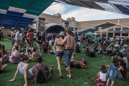 Una imagen ayer del SonarVillage, en la nueva ubicación del Sónar diurno en la Fira de Montjuïc.