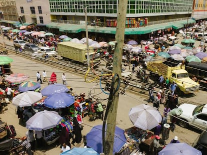 El barrio keniano de Eastleigh, en Nairobi, alberga cada vez más refugiados de Eritrea, Etiopía y Yemen.