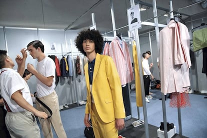 Imagen tomada en el 'backstage' del desfile de la colección de García Madrid para esta primavera.