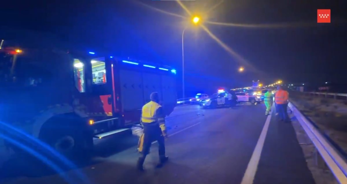 Muere un hombre de 49 años al chocar su coche contra un camión en la M-50 en Fuenlabrada