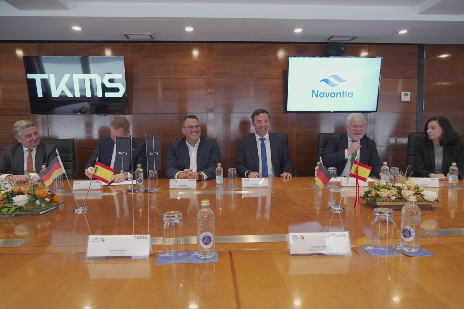 Navantia se alía con el gigante alemán TKMS para estudiar la producción conjunta de submarinos en España