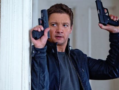 Jeremy Renner is Bourne again.