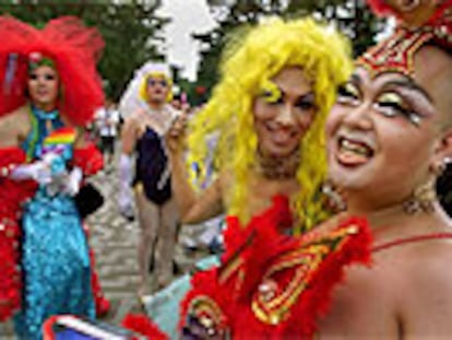Unas <i>drag queens, </i>en una manifestación del Día del Orgullo Gay celebrada en Tokio.