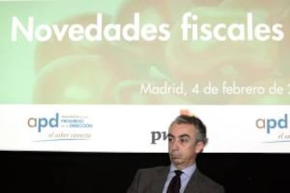 El secretario de Estado de Hacienda, Miguel Ferre, inauguró hoy en Madrid una jornada de PwC y APD sobre las novedades fiscales para 2013.