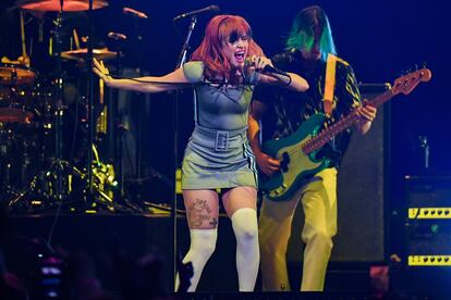 Hayley Williams, en un concierto de Paramore el día 9 en Phoenix, Arizona.
