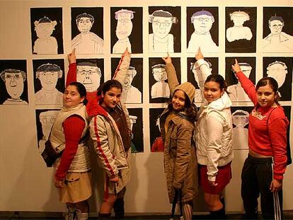 Retratos infantiles sobre la pinturas de José Luis Zumeta