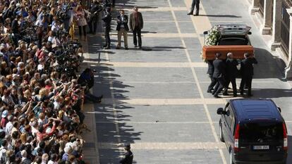 Funeral de Isabel Carrasco .