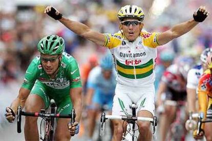 McEwen entra ganador en la quinta etapa del Tour.