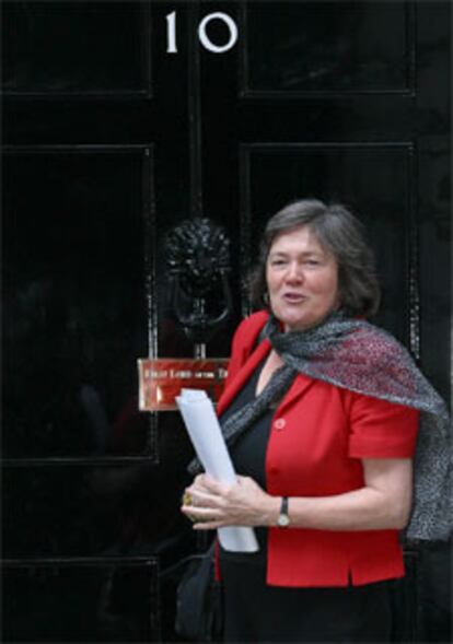 Imagen de archivo de Clare Short a su llegada a la residencia oficial del primer ministro.