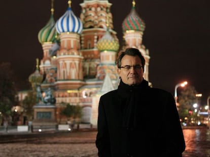 El presidente catal&aacute;n, Artur Mas, en la plaza roja de Mosc&uacute; durante un viaje a Rusia el pasado octubre para buscar inversores.