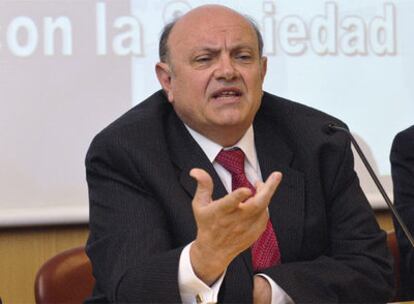 José Ramón Quintás, durante su intervención en la asamblea.