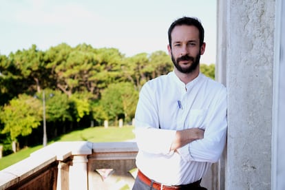 El psiquiatra Gonzalo Martínez-Alés, en Santander.