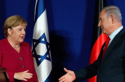 Angela Merkel con Benjamin Netanyahu este jueves en Jerusalén. 