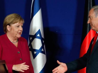 Angela Merkel con Benjamin Netanyahu este jueves en Jerusalén. 