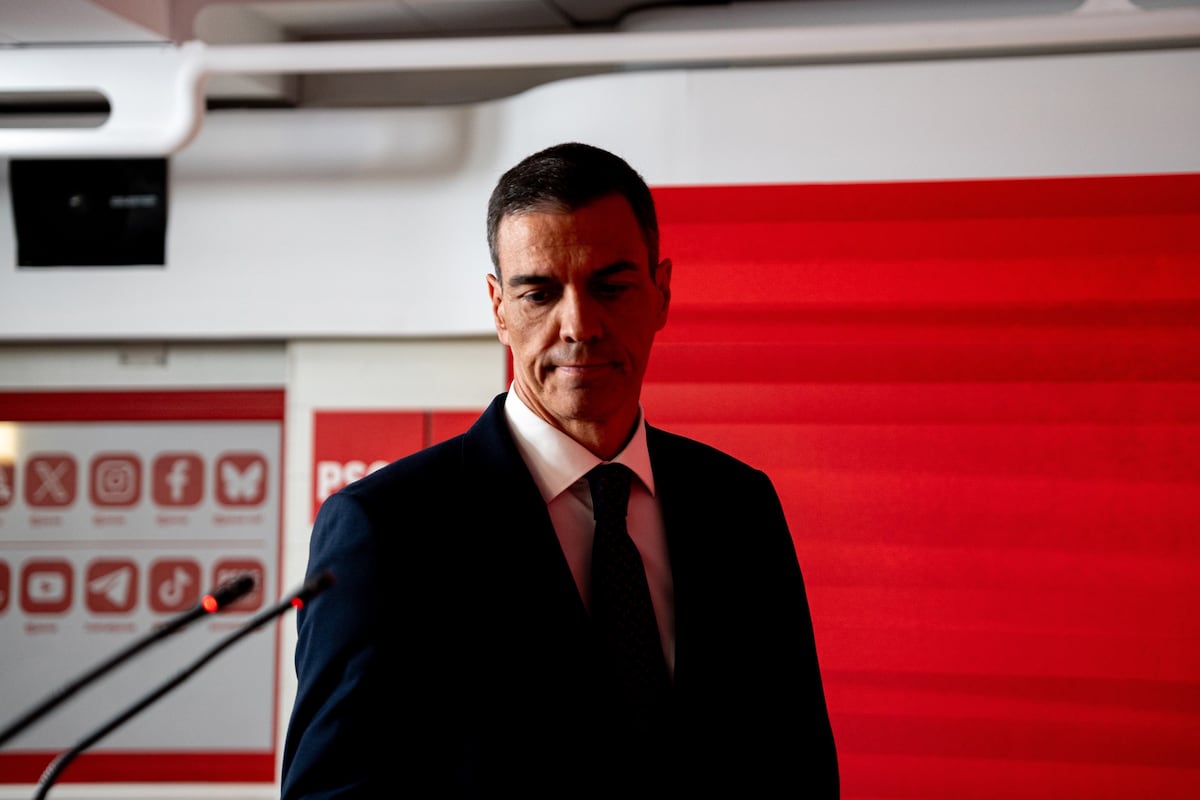 Spain’s Pedro Sánchez scrambles to hold government coalition together after top aide is implicated in corruption scandal
