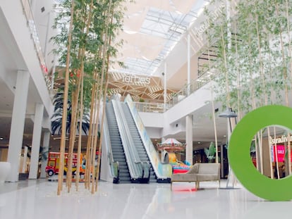 Centro comercial Odeón, en Ferrol, en una imagen capturada de un video promocional.