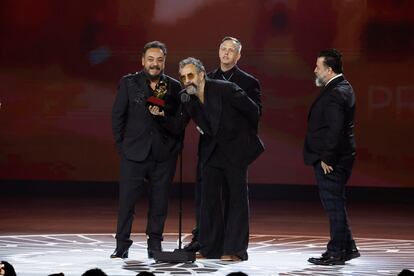 Los intengrantes de Molotov ganan el Grammy al Mejor Álbum de Rock.