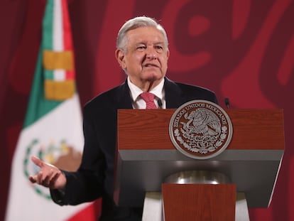 El presidente Andrés Manuel López Obrador, durante la rueda de prensa de la mañana del 30 de septiembre en Palacio Nacional en la que reconoció este viernes que el Ejército padeció un hackeo.