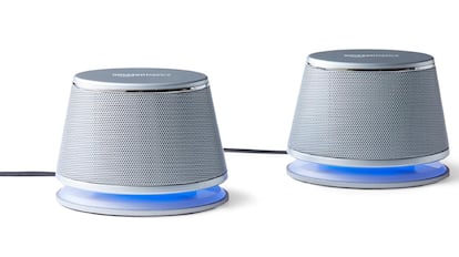 Altavoces para PC Amazon Basics económicos.