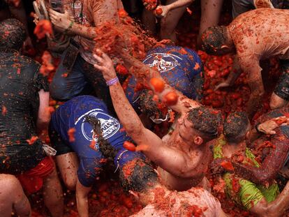 La tomatina de Buñol, en imágenes