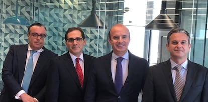 Sergio Redruello, Leo Andronis, Fernando de la Mora y Toni Bonet, de Álvarez & Marsal en España.