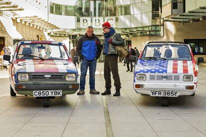 Chris Evans (derecha) y Matt LeBlanc, preparando el primer programa del nuevo 'Top Gear'.