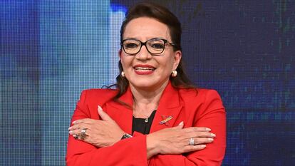 La candidata Xiomara Castro en elecciones Honduras