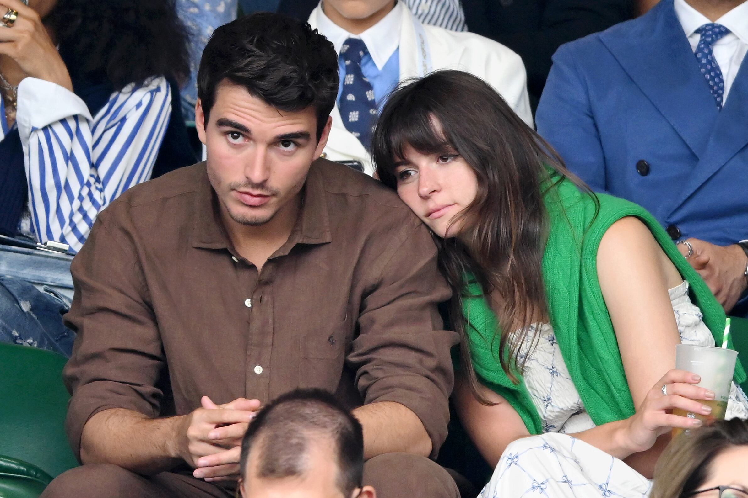 Corey Mylchreest, el actor que nunca quiso ser famoso y ahora protagoniza uno de los éxitos del verano de Netflix 3 Los actores Corey Mylchreest y Hannah Holland en el torneo de Wimbledon, en Londres, el 8 de julio de 2024.