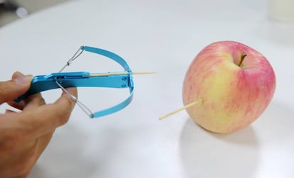 Una pequeña ballesta equipada con un palillo. La imagen fue tomada el pasado 20 de junio.