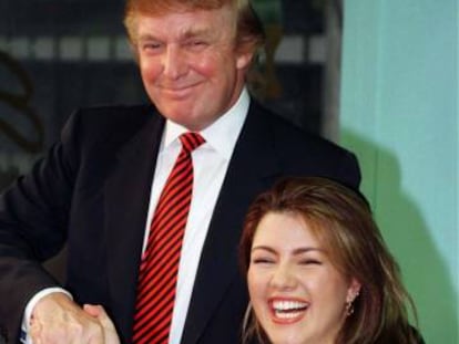 Donald Trump junto a la modelo Alicia Machado en una imagen de 1997.