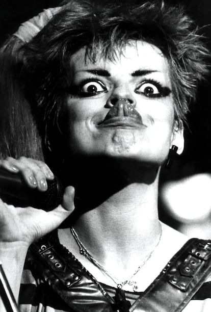 Pérez es un todoterreno de la información gráfica. En la imagen, la cantante Nina Hagen, en un concierto en 1998.