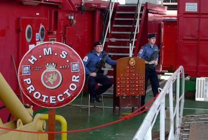 El buque británico HMS Protector, el 3 de enero en el puerto de Montevideo.