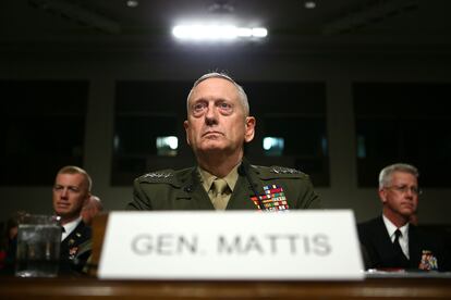 El general James Mattis, junto a otro militar estadounidense, Frank Hoffman, creó, en 2007, el concepto de amenaza híbrida.