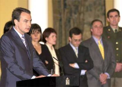 José Luis Rodríguez Zapatero durante la recepción que ha ofrecido en Moncloa a miembros de los colectivos sanitarios que actuaron con motivo del 11-M.