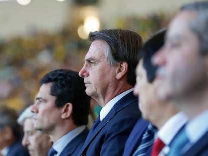 Presidente da República, Jair Bolsonaro, e o ministro da Justiça, Sergio Moro, durante a final da Copa América 2019.