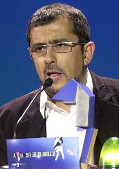 Andreu Buenafuente, presentador del programa <i>Una altra cosa</i> recoge el premio al mejor Programa Autonómico de Entretenimiento.