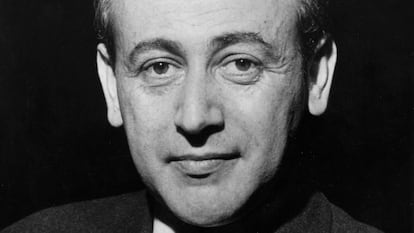 El escritor Paul Celan (1920-1970), fotografiado en 1962.