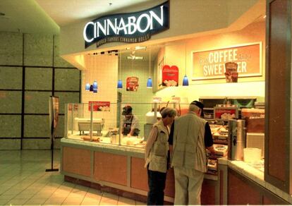 Cinnabon, famosa por sus rollos de canela, busca socios para instalarse en España.